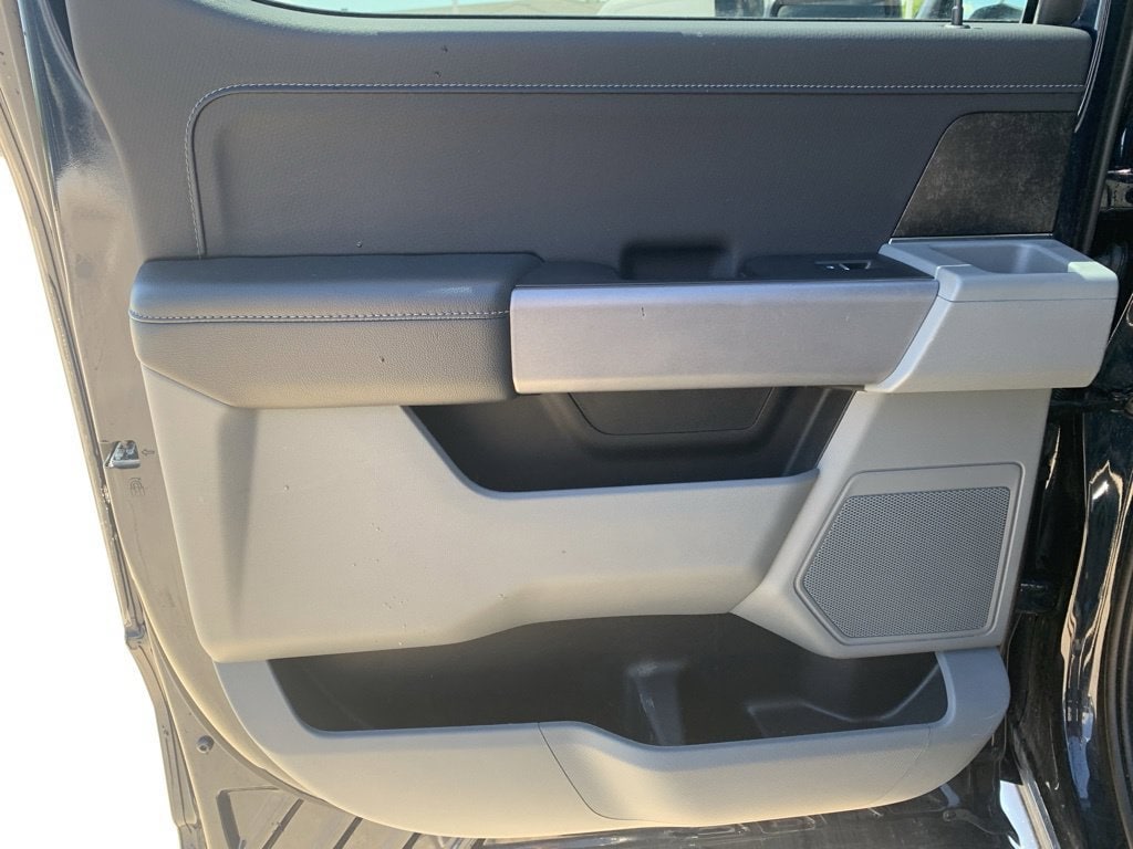 2023 Ford F-150 XLT - Photo 17