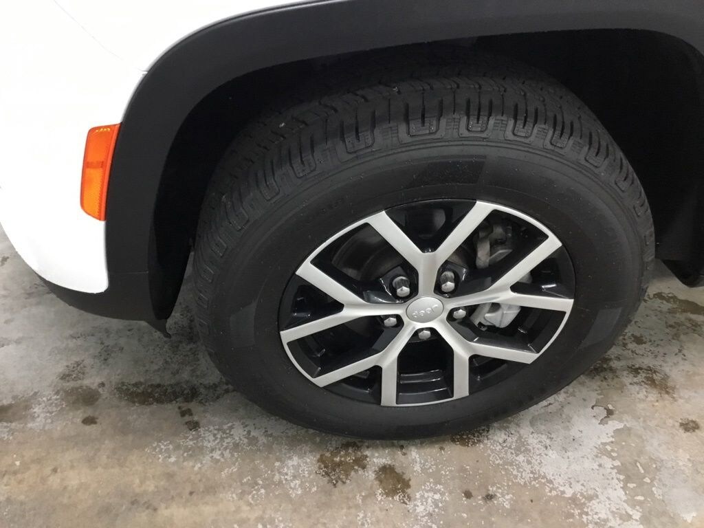Used 2024 Jeep Grand Cherokee