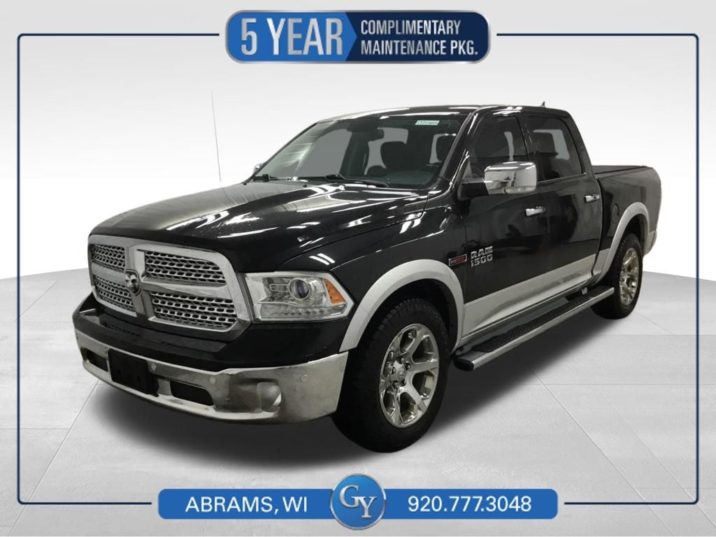 2017 RAM 1500 Laramie 4x4 Crew Cab 5'7's photo