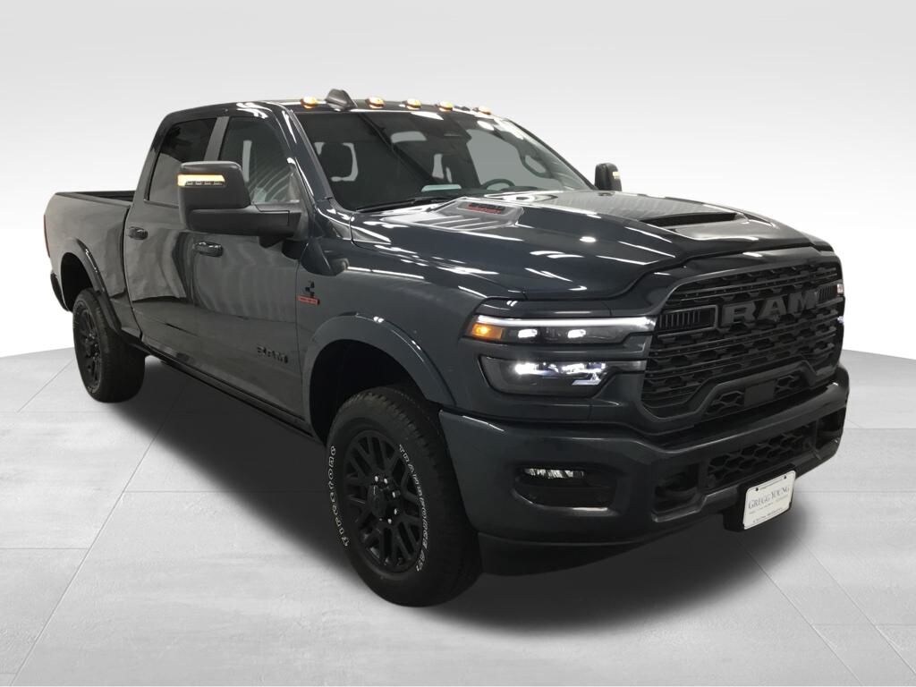 New 2026 Ram 2500 LIMITED CREW CAB 4X4 6'4 BOX Pickup