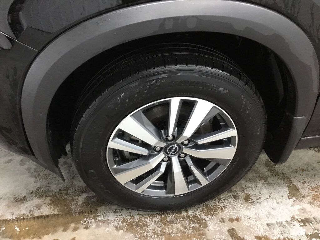 Used 2024 Nissan Pathfinder SL SUV