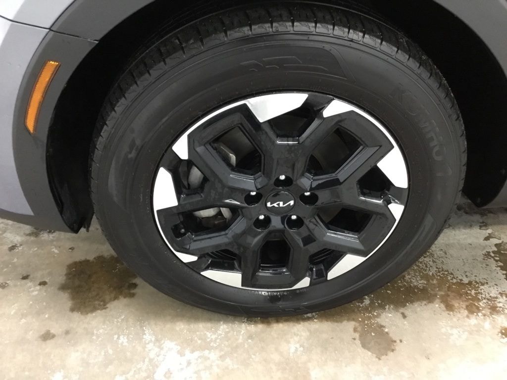 Used 2024 Kia Sorento S SUV