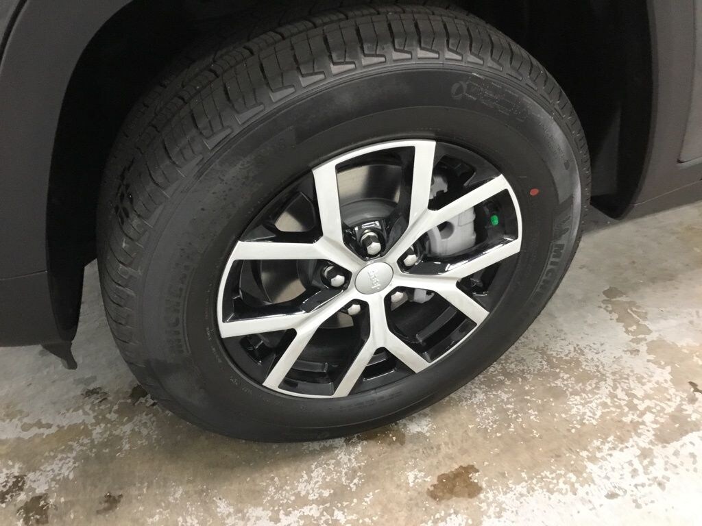 New 2025 Jeep Grand Cherokee LIMITED 4X4 Sport Utility