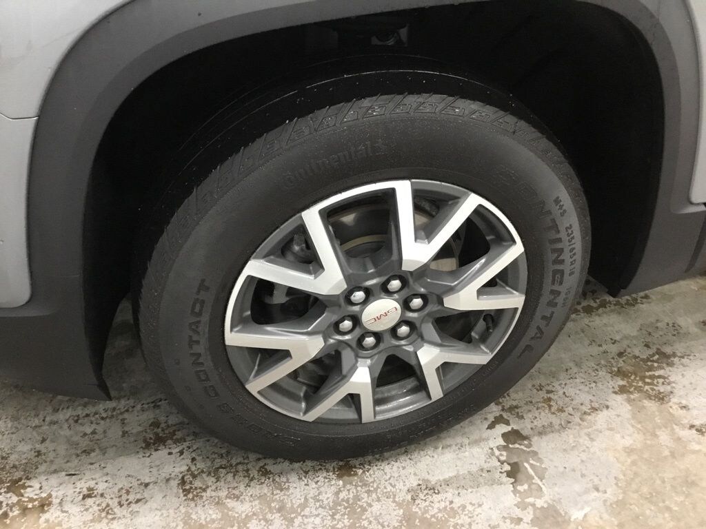 Used 2023 GMC Acadia SLE SUV