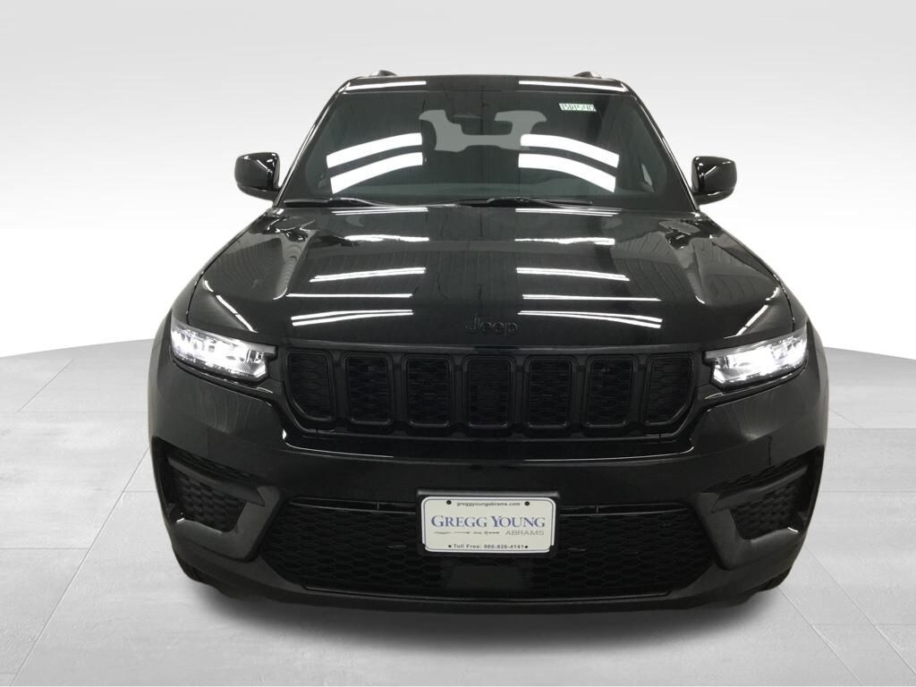 New 2025 Jeep Grand Cherokee ALTITUDE X 4X4 Sport Utility