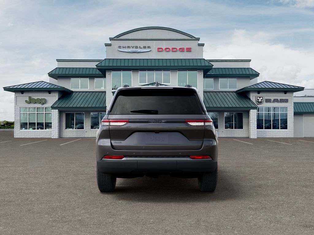 2026 Jeep Grand Cherokee Laredo - Photo 7