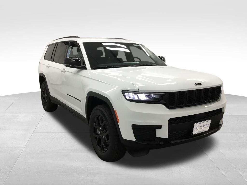 New 2025 Jeep Grand Cherokee L ALTITUDE X 4X4 Sport Utility