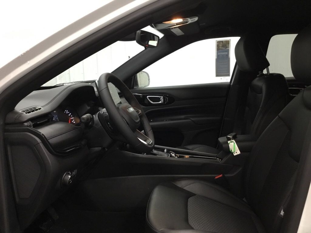 New 2026 Jeep Compass LATITUDE ALTITUDE 4X4 Sport Utility