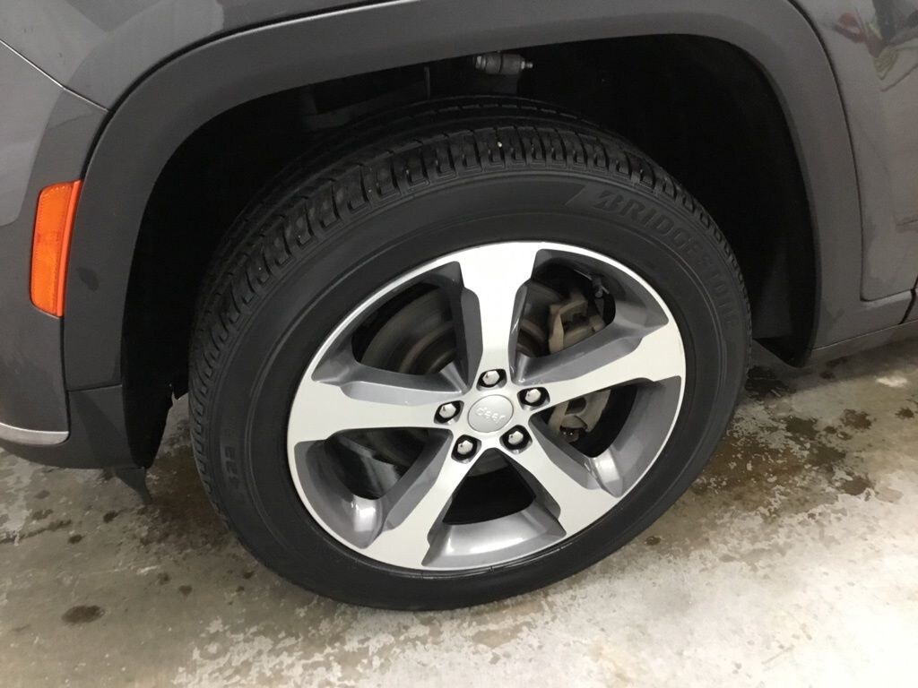 Used 2023 Jeep Grand Cherokee L Limited SUV