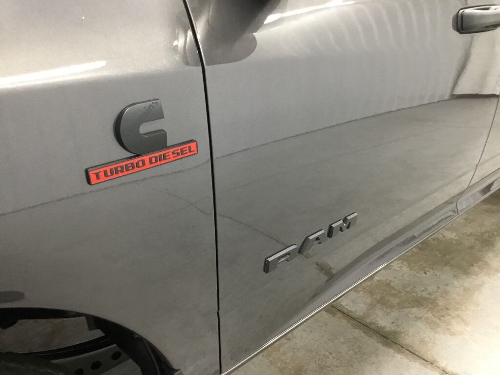 New 2026 Ram 2500 BIG HORN CREW CAB 4X4 6'4 BOX Pickup