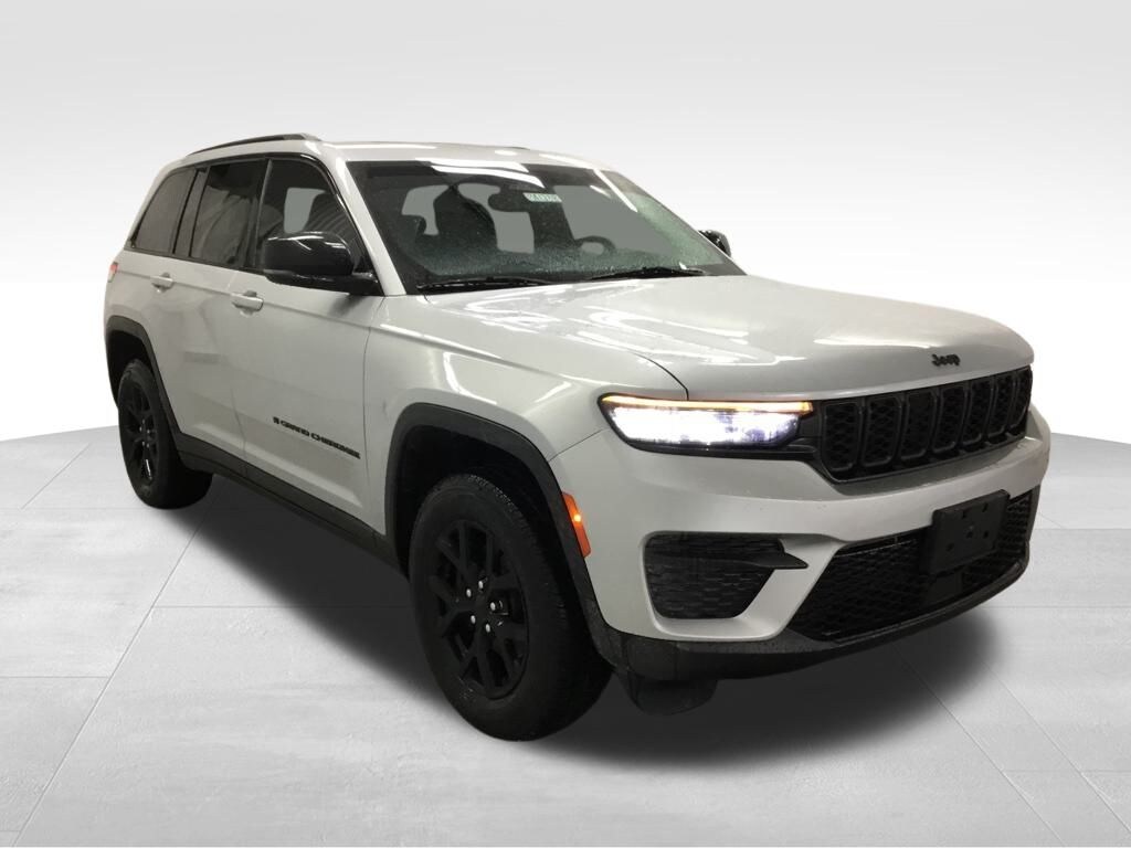 Used 2024 Jeep Grand Cherokee Altitude X SUV