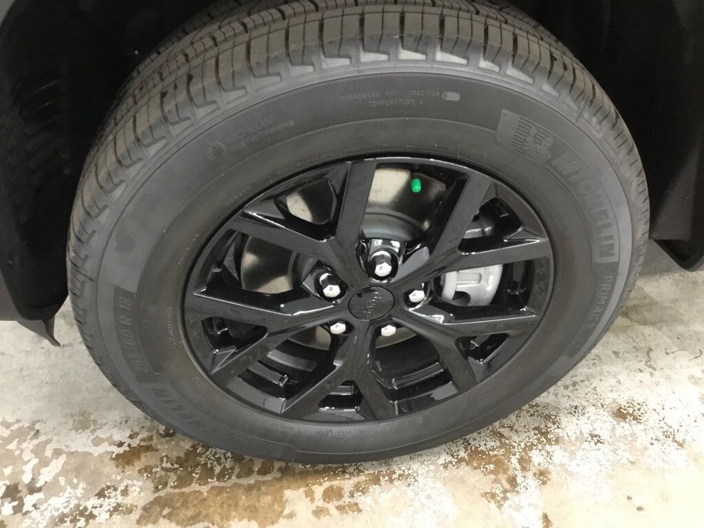 New 2025 Jeep Grand Cherokee L ALTITUDE X 4X4 Sport Utility