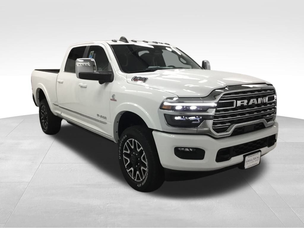 New 2025 Ram 2500 LIMITED CREW CAB 4X4 6'4 BOX Pickup