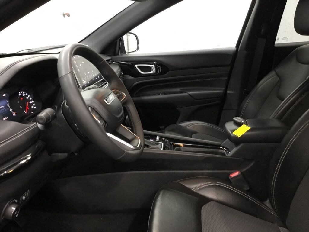 Used 2023 Jeep Compass