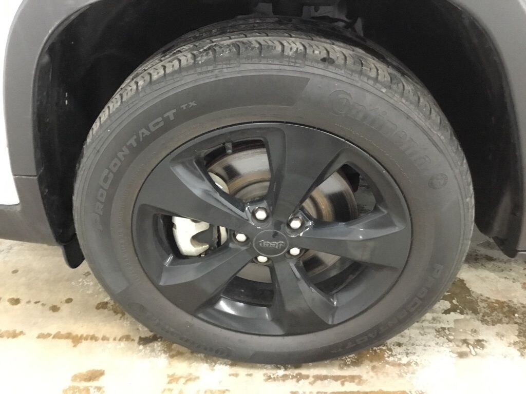 Used 2023 Jeep Cherokee