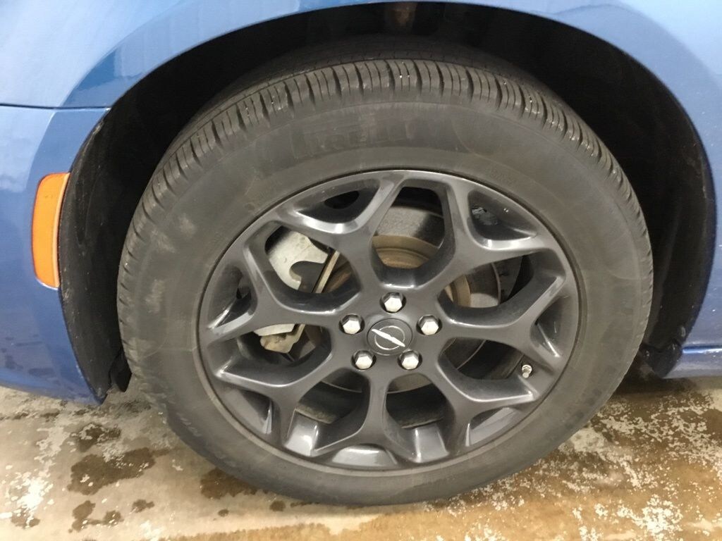 Used 2022 Chrysler 300