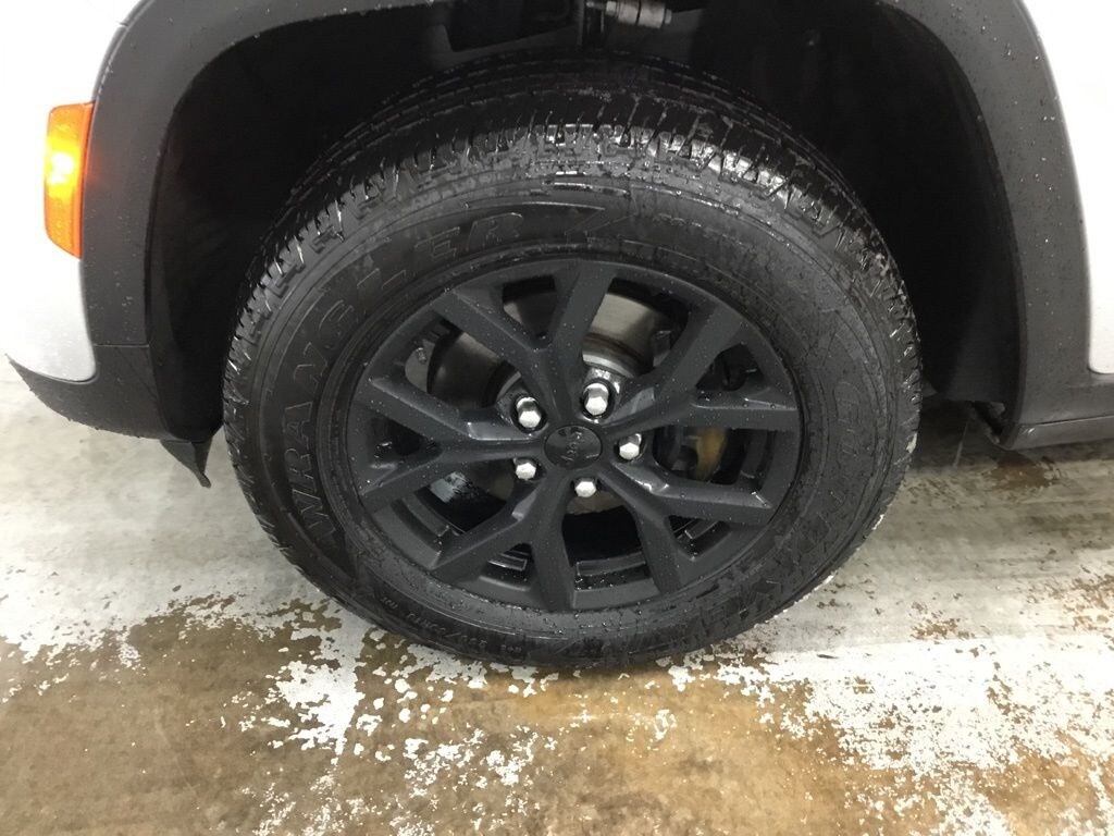 Used 2024 Jeep Grand Cherokee Altitude X SUV