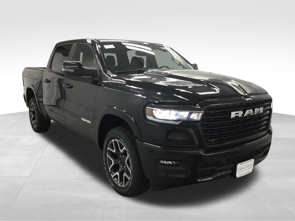 New 2026 Ram 1500 LARAMIE CREW CAB 4X4 5'7 BOX Pickup