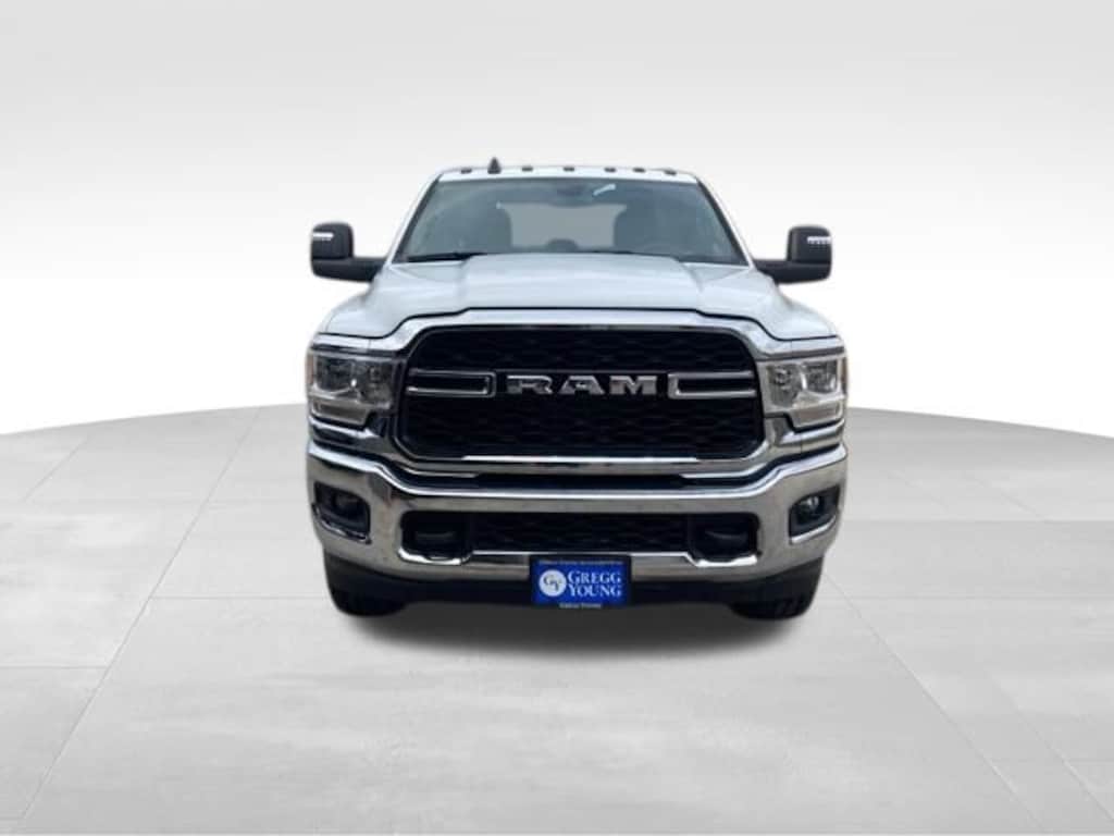 New 2024 Ram 2500 TRADESMAN CREW CAB 4X4 8' BOX Pickup