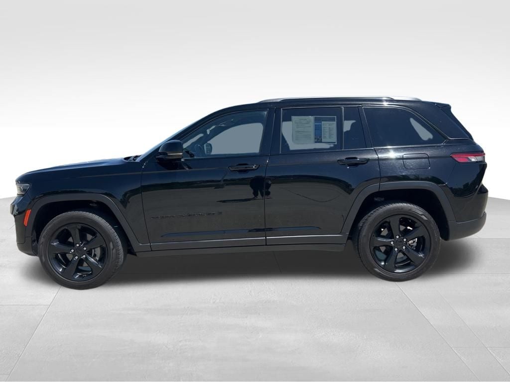 Used 2023 Jeep Grand Cherokee