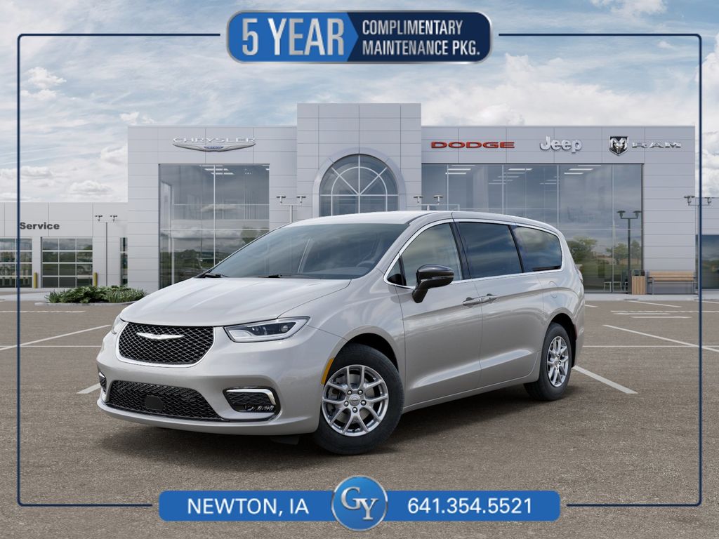 2026 Chrysler Pacifica Passenger Van 