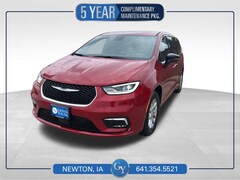 2026 Chrysler Pacifica SELECT Passenger Van