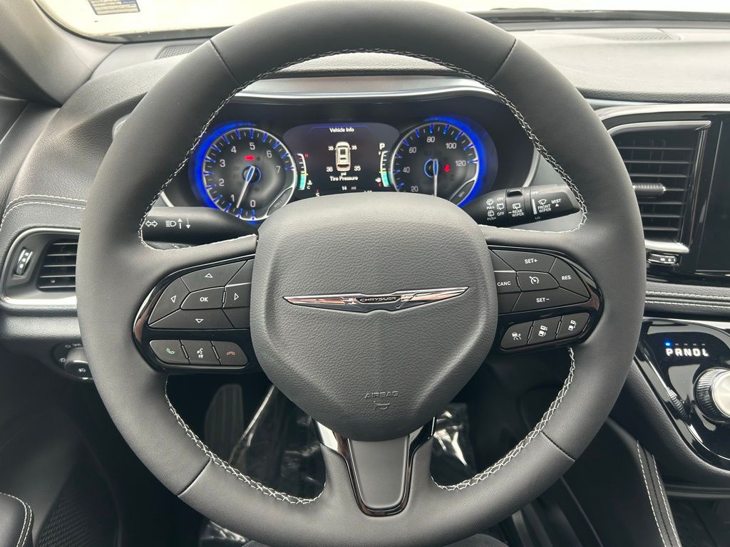 2026 Chrysler Pacifica Limited - Photo 25