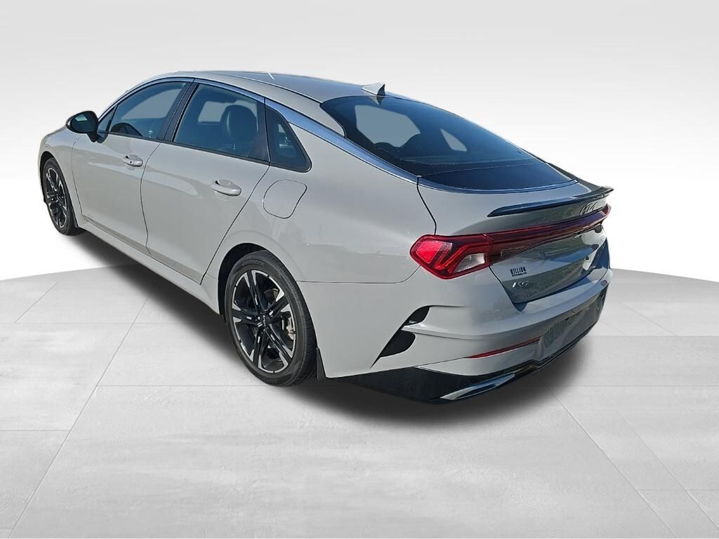 Used 2022 Kia K5