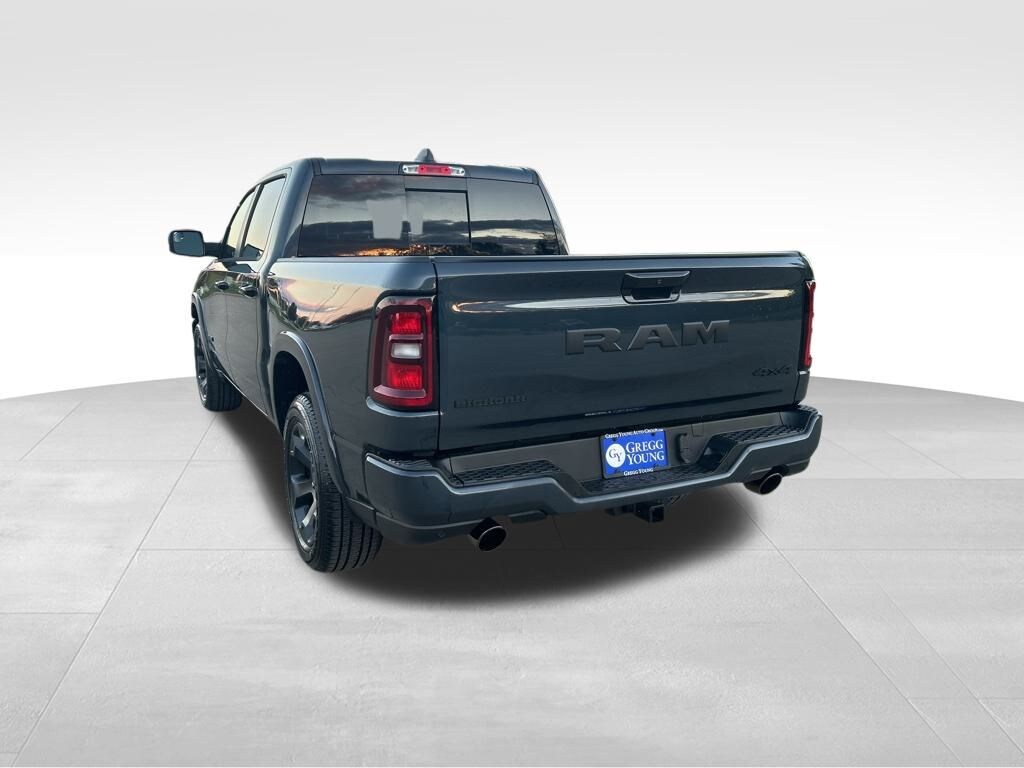 New 2026 Ram 1500 BIG HORN CREW CAB 4X4 5'7 BOX Pickup