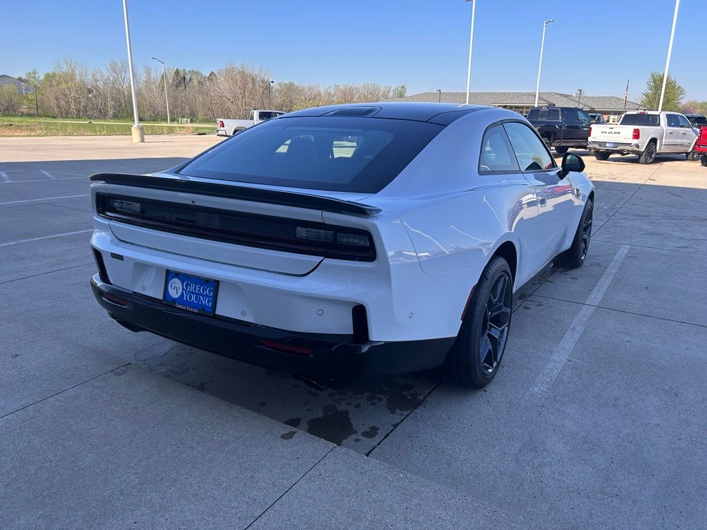 2026 Dodge Charger Scat Pack - Photo 6