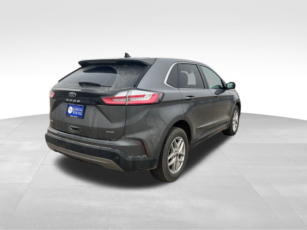 2024 Ford Edge SEL photo 3