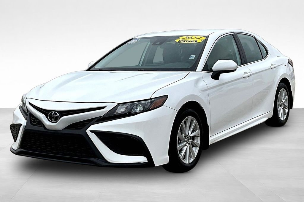 Used 2024 Toyota Camry SE