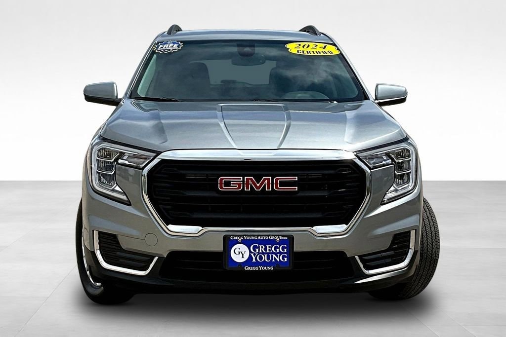 Used 2024 GMC Terrain SLE SUV