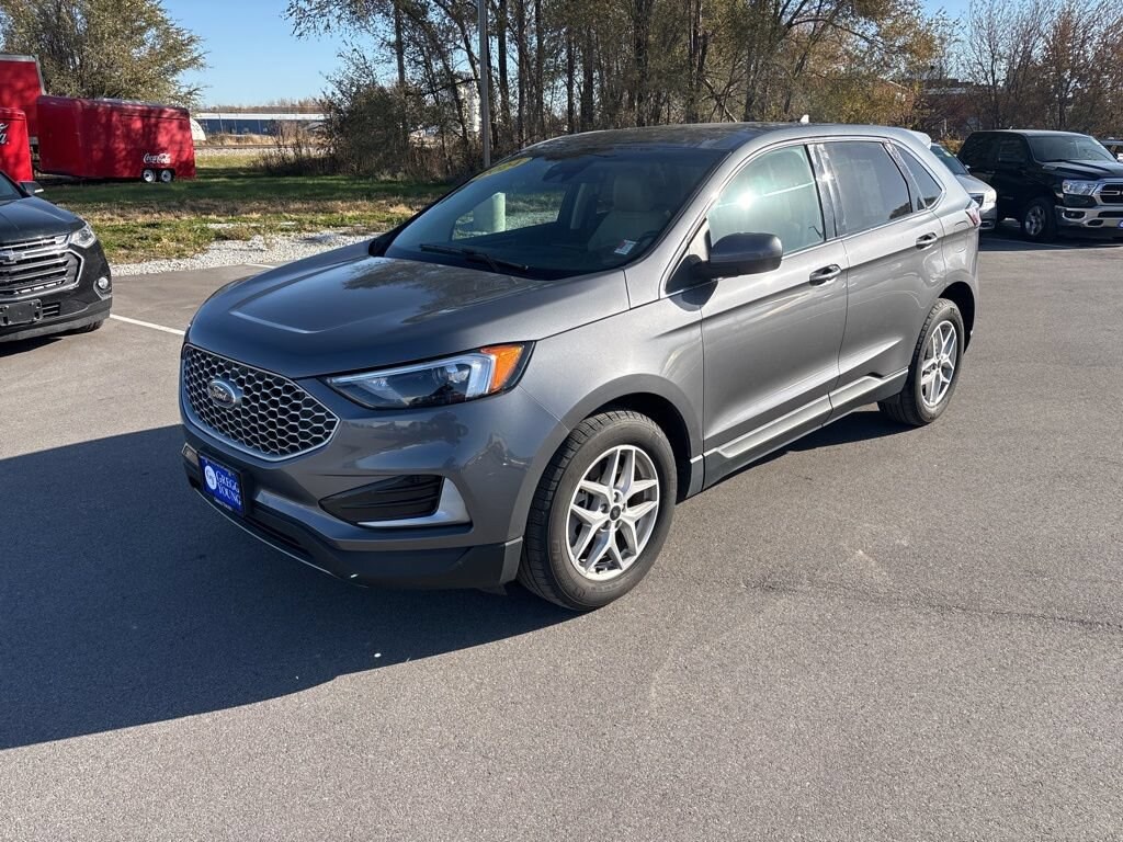 Used 2024 Ford Edge SEL