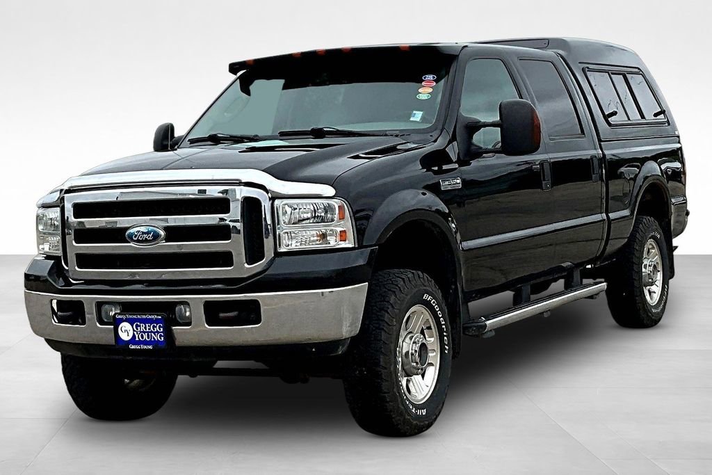 2005 Ford F-350 XL 4x4 Crew Cab SWB's photo