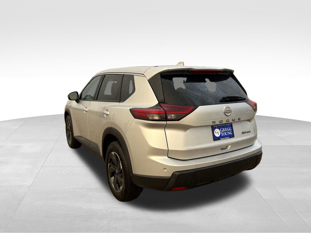 2024 Nissan Rogue SV photo 2