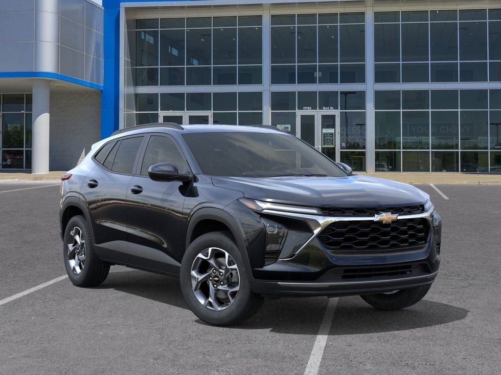 2026 Chevrolet Trax LT - Photo 7