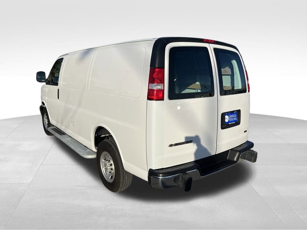 2023 Chevrolet Express 2500 Work Van photo 3