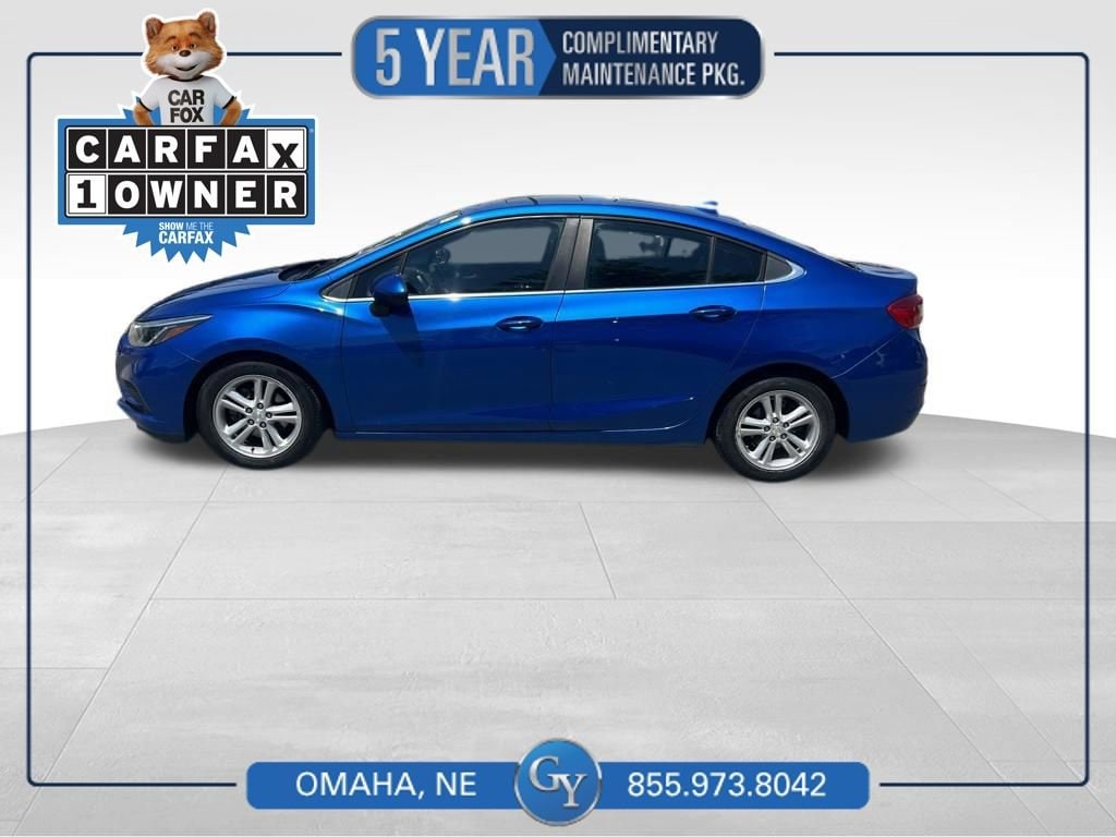 Used 2017 Chevrolet Cruze LT Car