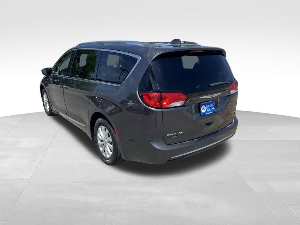Used 2018 Chrysler Pacifica Touring L Plus