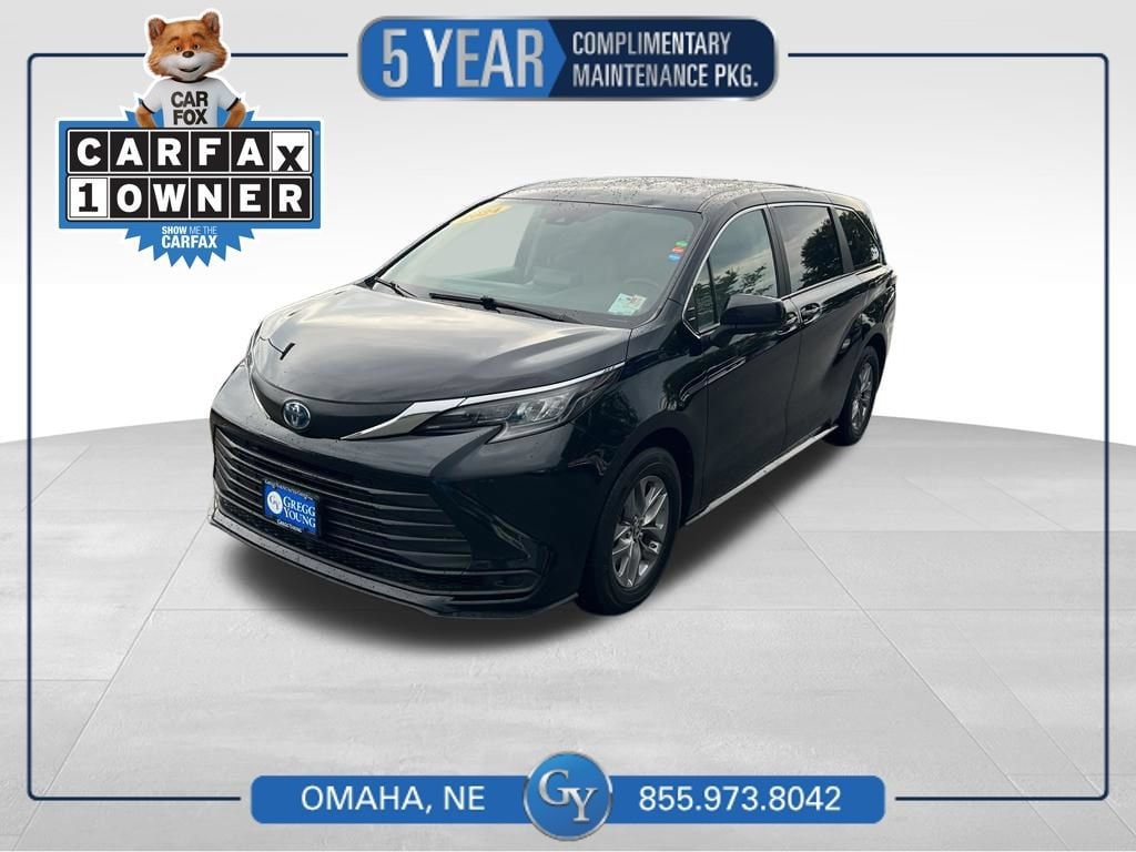 2024 Toyota Sienna 