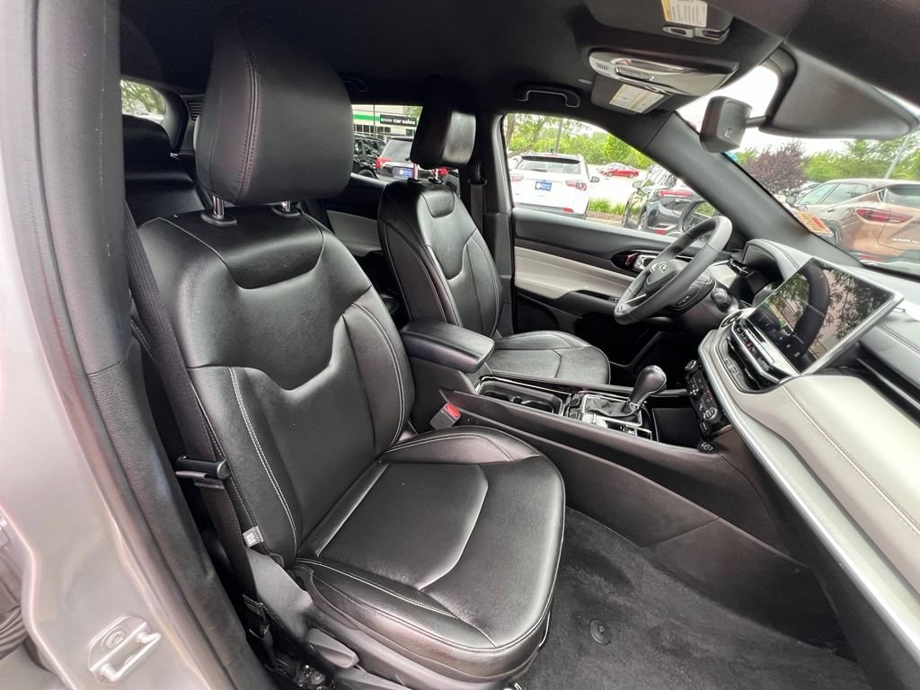 2025 Jeep Compass Limited - Photo 27