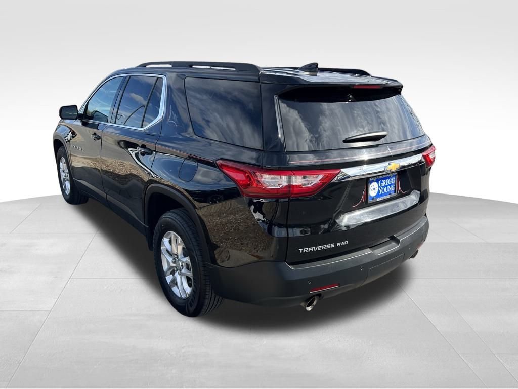 2020 Chevrolet Traverse Cloth photo 2