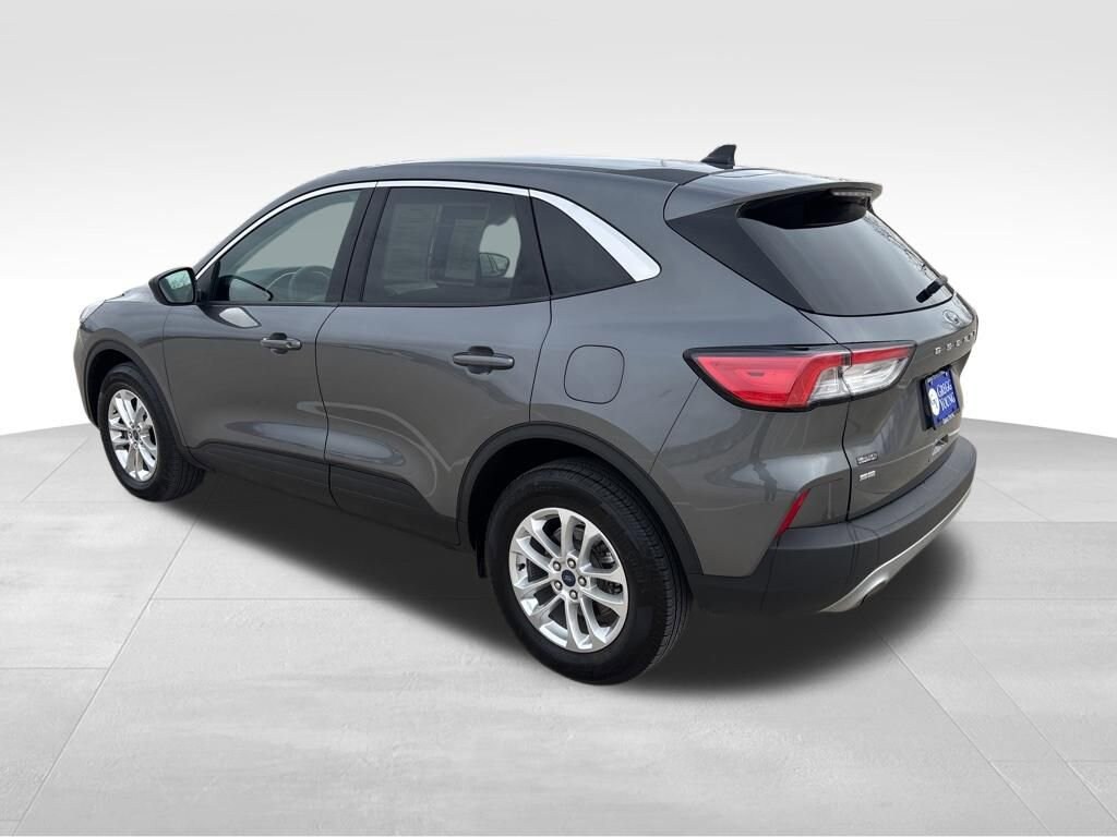 Used 2022 Ford Escape SE