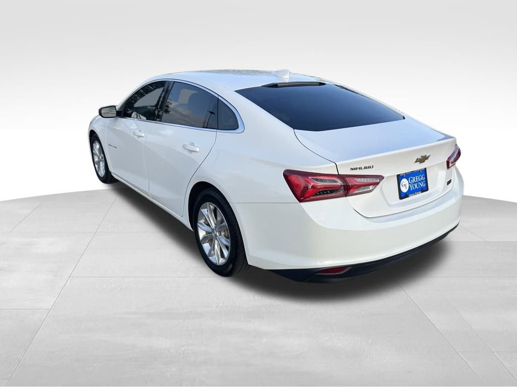 2019 Chevrolet Malibu 1LT photo 2