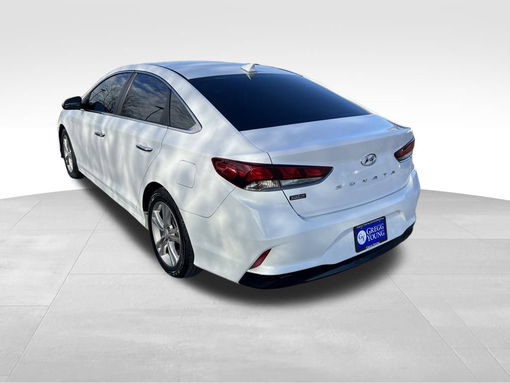 2018 Hyundai Sonata SEL photo 2
