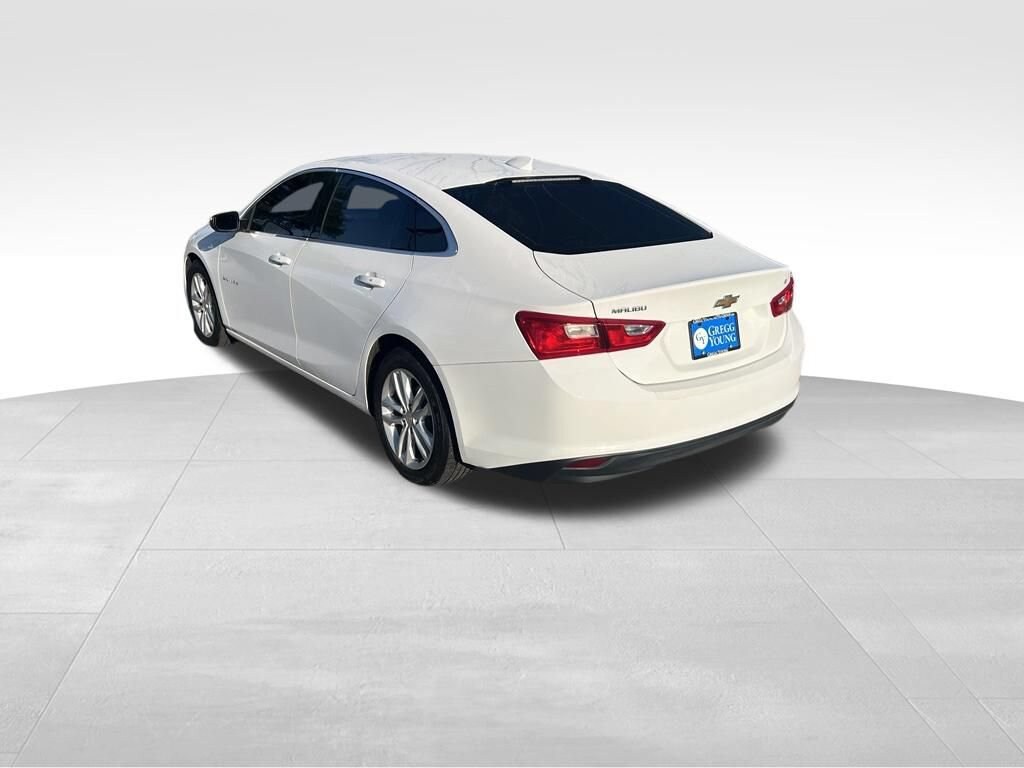 Used 2018 Chevrolet Malibu LT Car