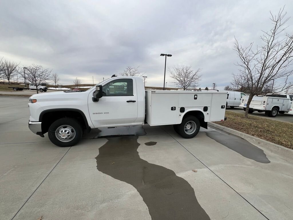 New 2025 Chevrolet Silverado 3500 HD Chassis Cab Work Truck Truck