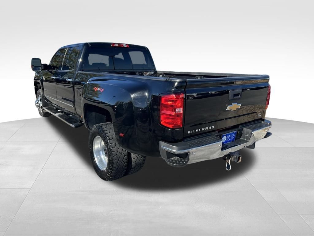 2019 Chevrolet Silverado 3500HD LTZ photo 3