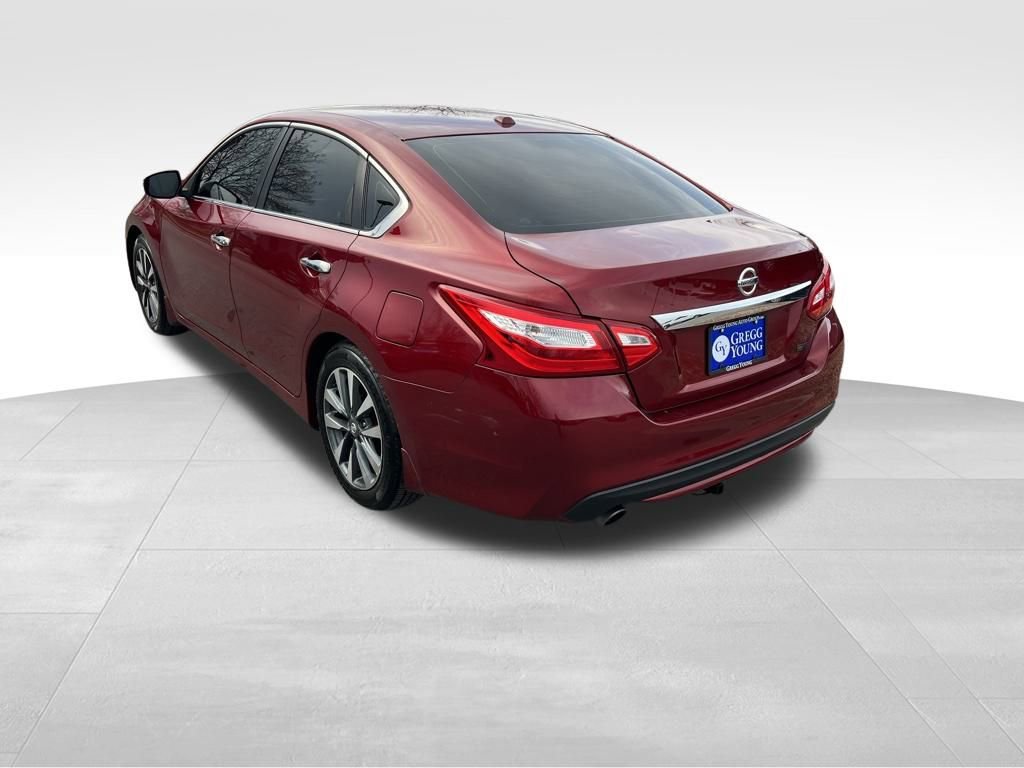 2017 Nissan Altima 2.5 SL photo 3